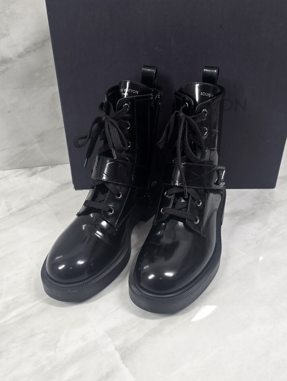 Louis Vuitton Black Leather Citizen Boots